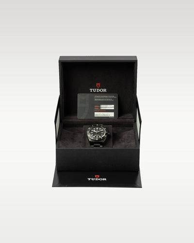 Tudor Black Bay Dark 79230DK