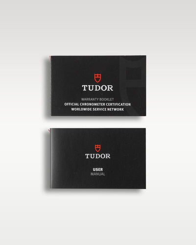 Tudor Black Bay Pro 79470-0001