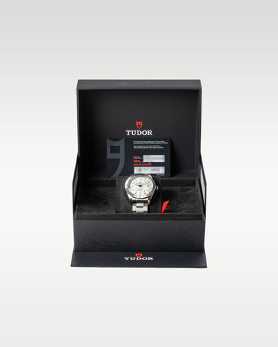 Tudor Black Bay Pro 79470-0004