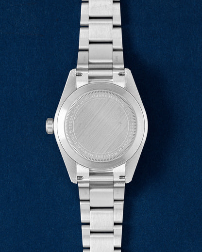 stainless steel screw-down caseback on a 39mm Tudor Ranger field watch