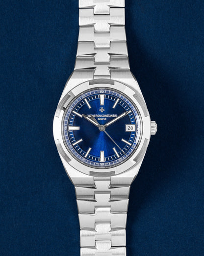 Vacheron Constantin Overseas 4500V luxury sports watch featuring a translucent blue lacquered dial and integrated steel bracelet