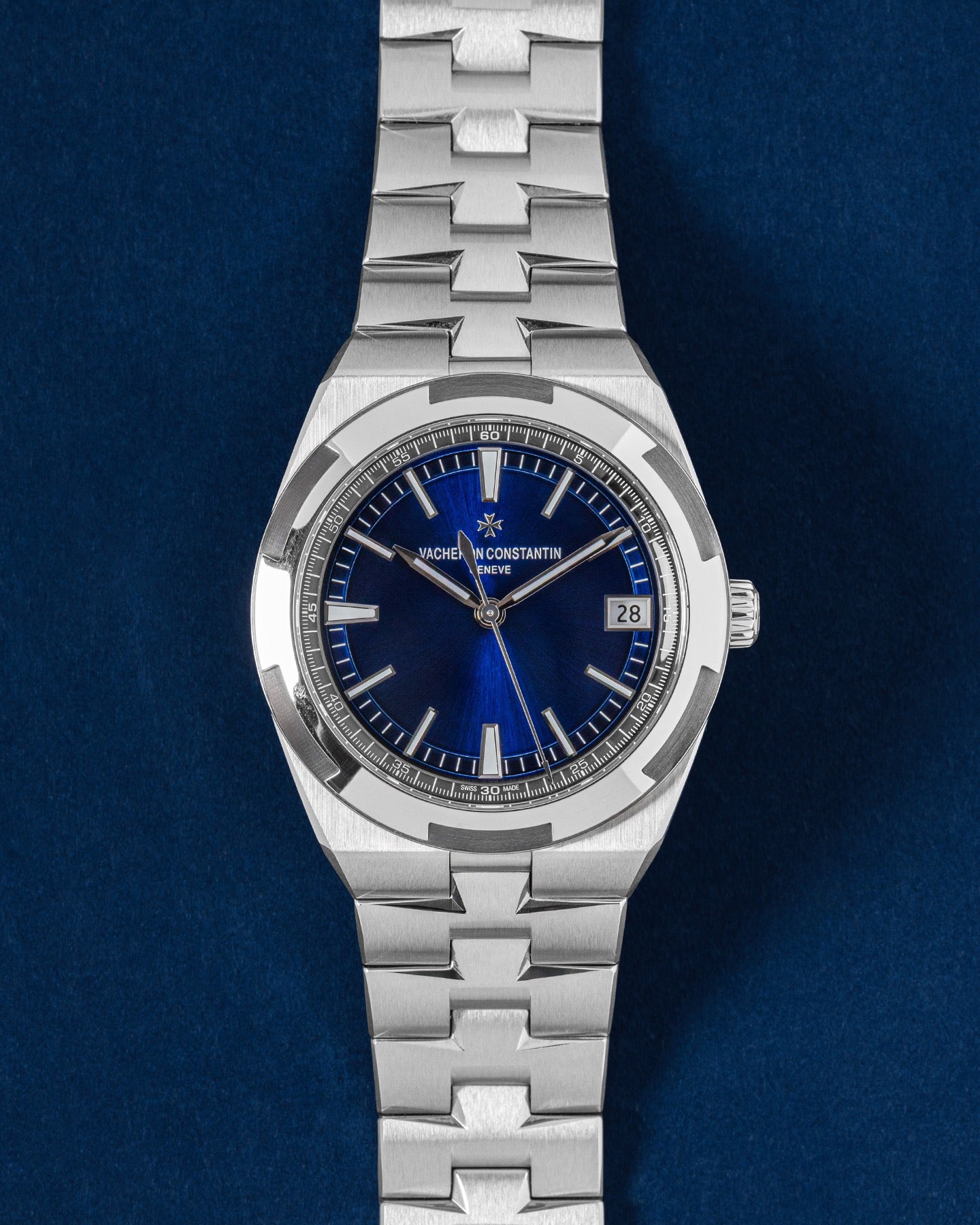 Vacheron Constantin Overseas 4500V/110A
