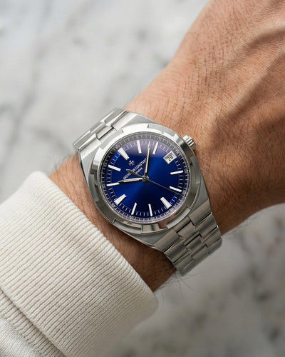 Blue dial Vacheron Constantin Overseas 4500V/110A | Grand caliber DFW