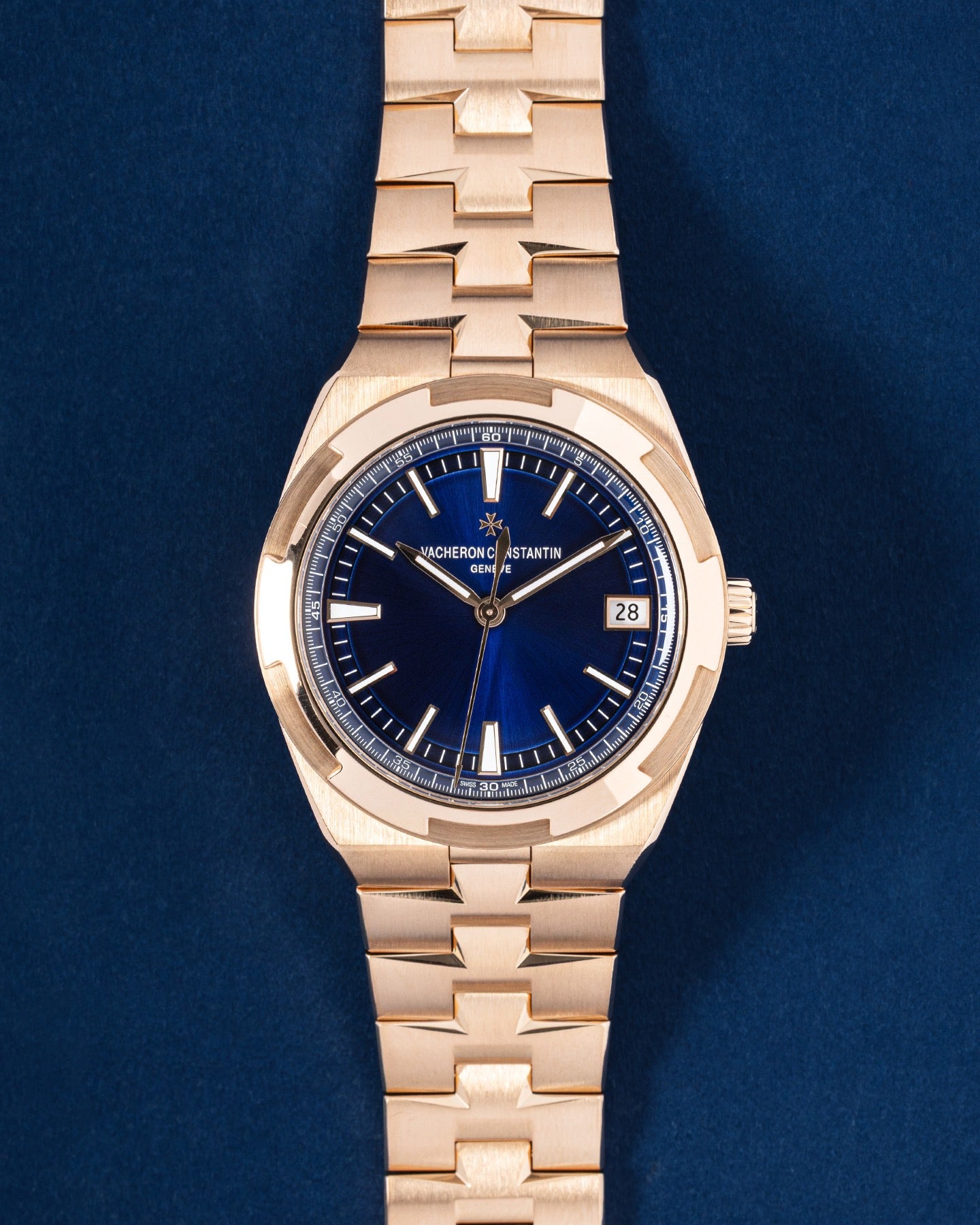 Vacheron Constantin Overseas 4500V/110R-B705