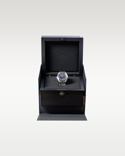 Blue Sunray Dial 41mm Steel Vacheron Constantin Overseas 4500V Watch