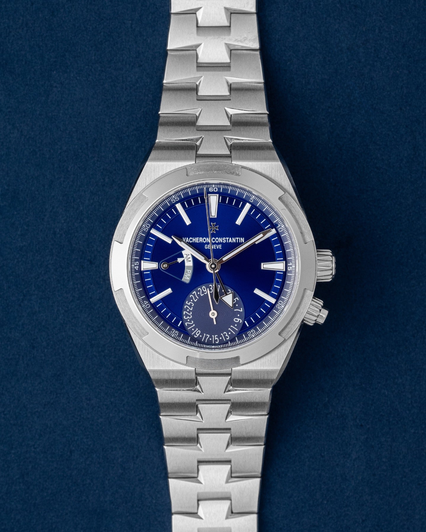 2025 Vacheron Constantin Overseas Dual Time 7920V/210A-B334 | Grand Caliber Dallas, Texas