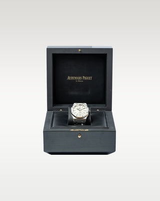 Audemars Piguet Royal Oak 15400ST