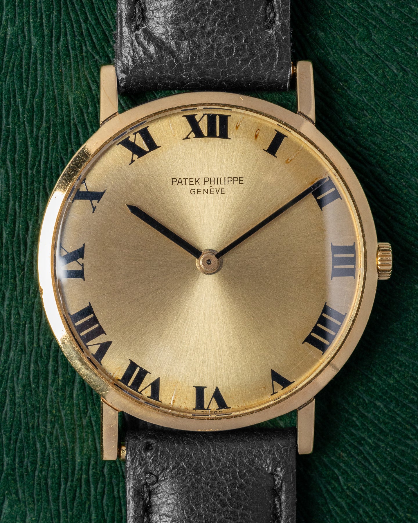 33mm Yellow Gold Champagne Dial Patek Philippe Calatrava 4512J Watch
