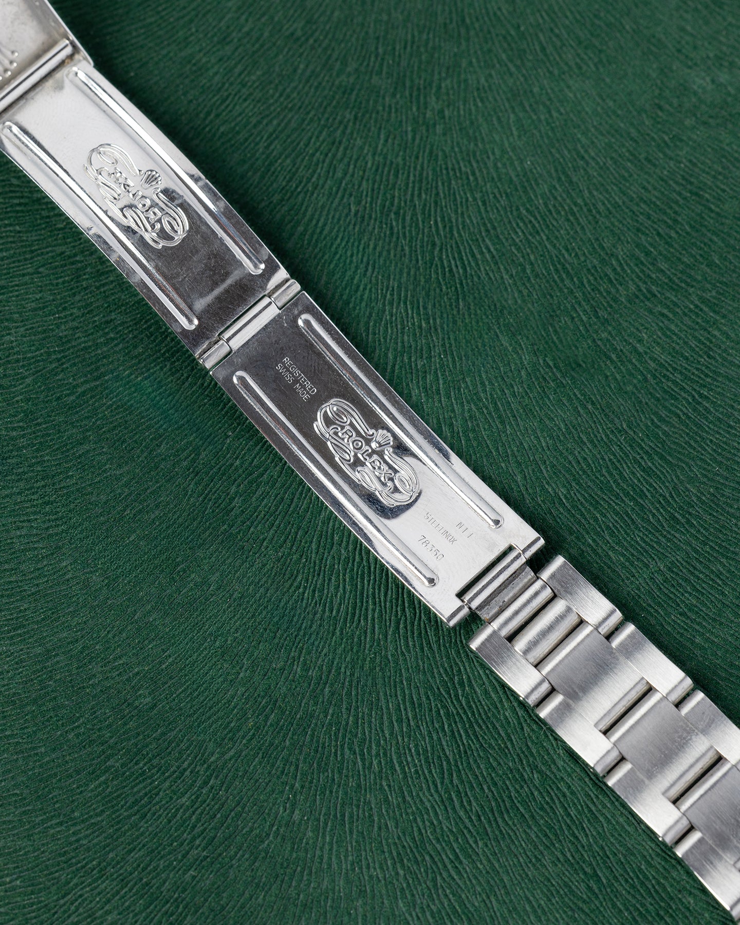 Stainless Steel 34mm White Dial Rolex Oyster Perpetual Date 15200 Watch